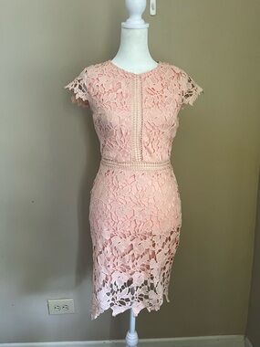 Main Strip Peach Crochet Midi Dress